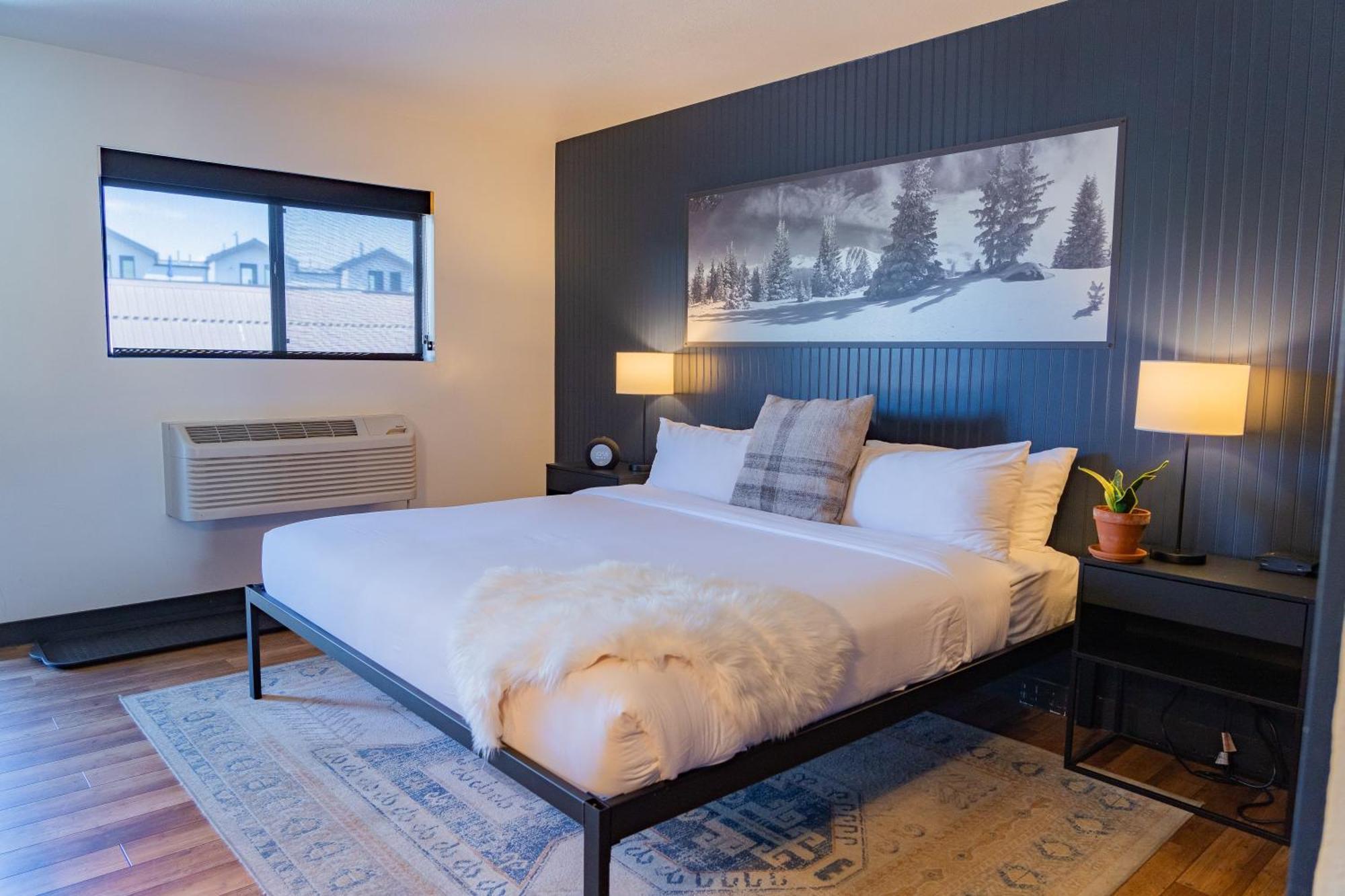 Gravity Haus Winter Park Hotel Екстериор снимка